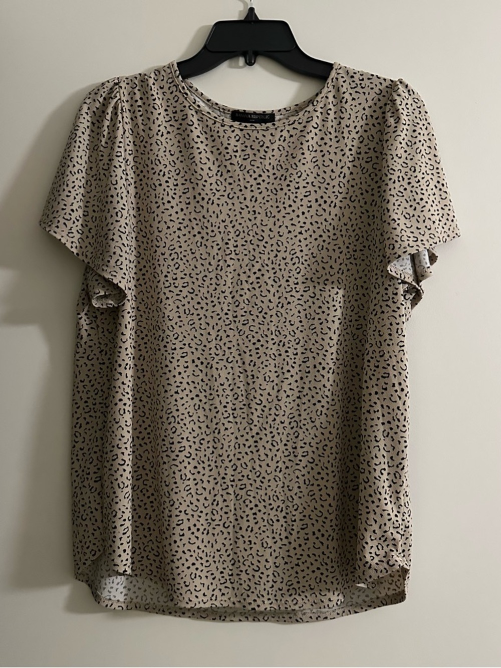 Banana Republic Taupe Leopard-Print Short Sleeve Blouse